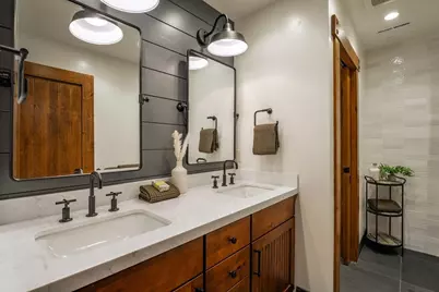 7401 Larkspur Lane, Truckee, CA 96161 - Photo 18