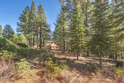 11925 Saddleback Drive, Truckee, CA 96161 - Photo 6