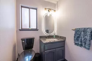 12621 Peregrine Dr, Truckee, CA 96161 - Photo 6
