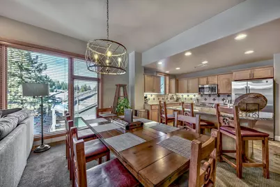 2100 North Village Drive #406/18, Truckee, CA 96161 - Photo 8
