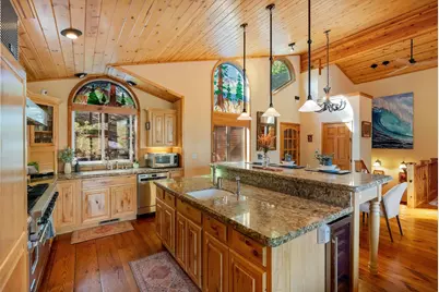 12987 Hillside Drive, Truckee, CA 96161 - Photo 10