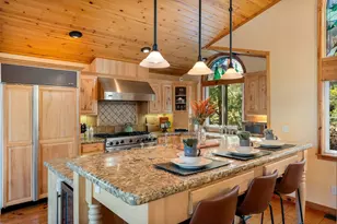 12987 Hillside Dr, Truckee, CA 96161 - Photo 8