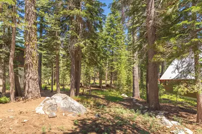 51711 Tamarack Crescent, Soda Springs, CA 95728 - Photo 6