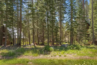 51711 Tamarack Crescent, Soda Springs, CA 95728 - Photo 14