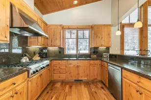 12468 Trappers Trail, Truckee, CA 96161 - Photo 10