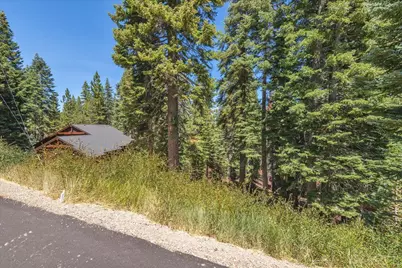 14590 Copenhagen Drive, Truckee, CA 96161 - Photo 16