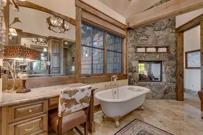 2338 Overlook Place, Truckee, CA 96161 - Photo 12