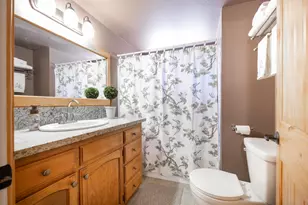 21146 Donner Pass Rd, Soda Springs, CA 95728 - Photo 20