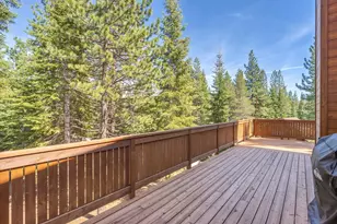 10947 Zermatt Dr, Truckee, CA 96161 - Photo 4