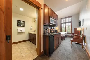 8001 Northstar Dr, Truckee, CA 96161 - Photo 12