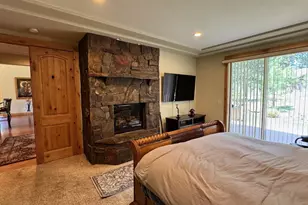 10400 Estates Dr, Truckee, CA 96161 - Photo 12