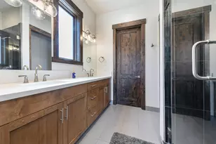 10109 Corrie Ct, Truckee, CA 96161 - Photo 14
