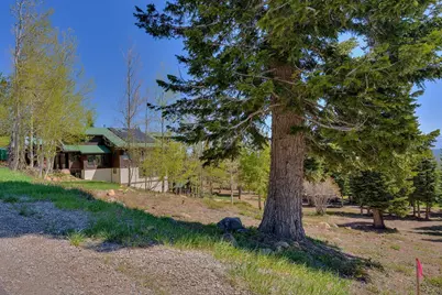 13257 Skislope Way, Truckee, CA 96161 - Photo 4
