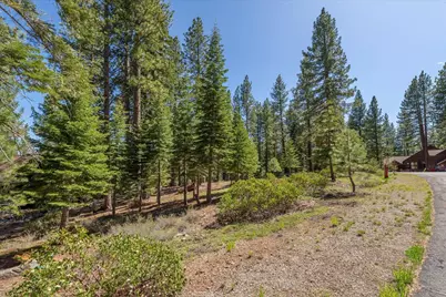 12721 Granite Drive, Truckee, CA 96161 - Photo 2
