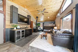 14676 Tyrol Rd, Truckee, CA 96161 - Photo 20