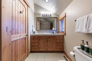 12229 Lookout Loop, Truckee, CA 96161 - Photo 18
