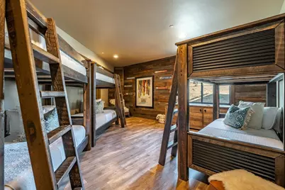 19505 Glades Court, Truckee, CA 96161 - Photo 18