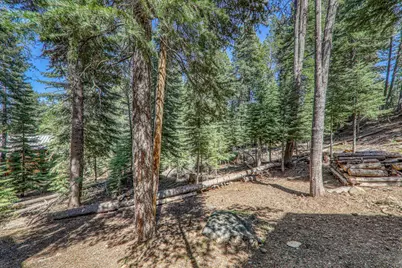 10902 Laurelwood Drive, Truckee, CA 96161 - Photo 10