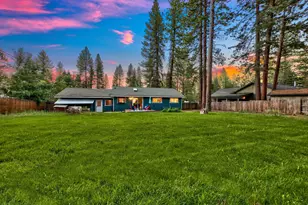 10895 Jeffrey Pine Rd, Truckee, CA 96161 - Photo 4