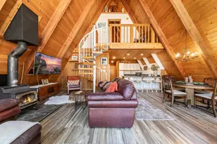15685 Pine St, Truckee, CA 96161 - Photo 8