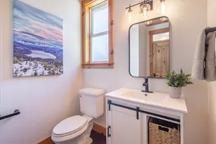 12041 Highland Ave, Truckee, CA 96161 - Photo 18
