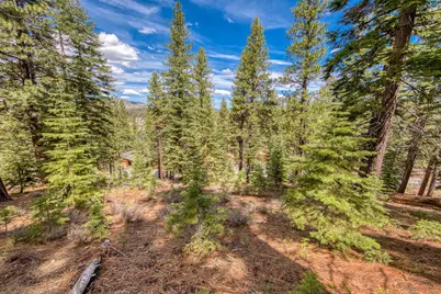 15675 Donnington Lane, Truckee, CA 96160 - Photo 10