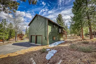 14165 Wolfgang Rd, Truckee, CA 96161 - Photo 2