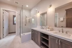 9195 Tarn Cir, Truckee, CA 96161 - Photo 16