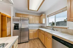 10036 Nicolas Dr, Truckee, CA 96161 - Photo 12