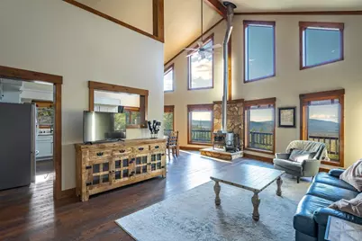 16746 Tewksbury Drive, Truckee, CA 96161 - Photo 10