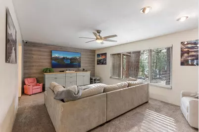 10255 Prosser Drive, Truckee, CA 96161 - Photo 8