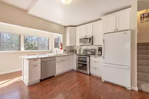 11661 Snowpeak Way, Truckee, CA 96161 - Photo 1