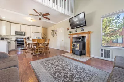 11661 Snowpeak Way #520, Truckee, CA 96161 - Photo 8