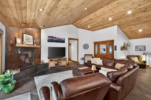 10473 The Strand, Truckee, CA 96161 - Photo 12