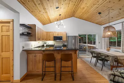 10384 Jeffrey Way, Truckee, CA 96161 - Photo 6