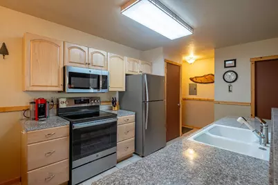13075 Northwoods Boulevard, Truckee, CA 96161 - Photo 2