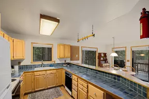 12730 Palisade St, Truckee, CA 96161 - Photo 10