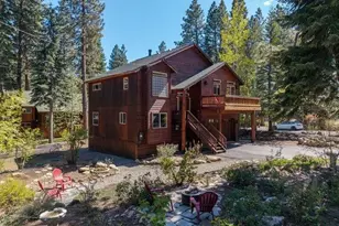 10265 Blue Jay Ln, Truckee, CA 96161 - Photo 2