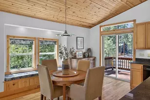 10265 Blue Jay Ln, Truckee, CA 96161 - Photo 12