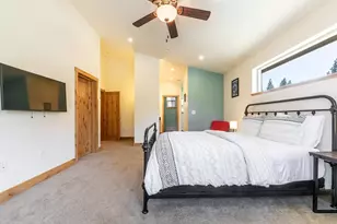 11320 Wolverine Cir, Truckee, CA 96161 - Photo 24