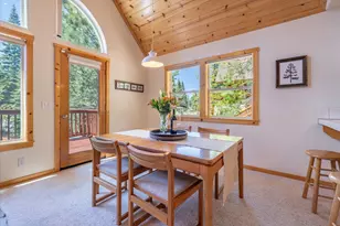 11499 Sitzmark Way, Truckee, CA 96161 - Photo 8