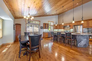 11798 Chamonix Rd, Truckee, CA 96161 - Photo 8