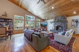 11798 Chamonix Rd, Truckee, CA 96161 - Photo 4