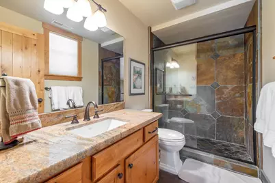 11798 Chamonix Road, Truckee, CA 96161 - Photo 20