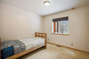 10694 Laurelwood Dr, Truckee, CA 96161 - Photo 24