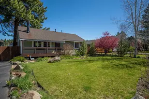16074 Canterbury Ln, Truckee, CA 96161 - Photo 2