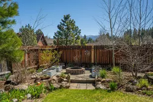 16074 Canterbury Ln, Truckee, CA 96161 - Photo 12