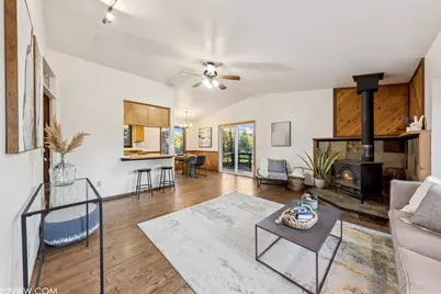 10260 Laburnham Circle, Truckee, CA 96161 - Photo 4