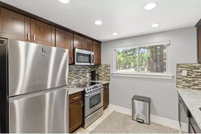 12835 Northwoods Boulevard, Truckee, CA 96161 - Photo 8