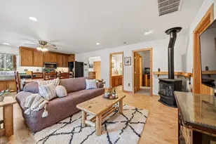 14814 Hansel Ave, Truckee, CA 96161 - Photo 6